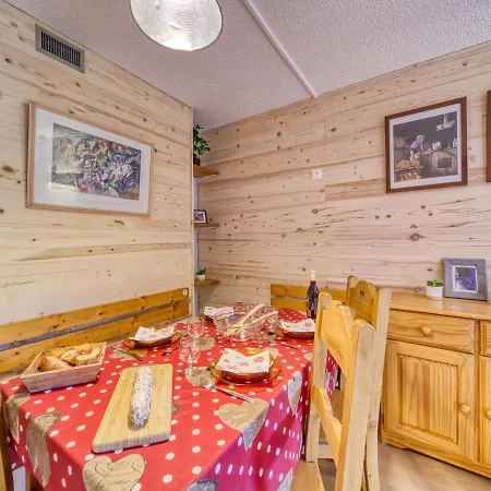 Lunik Orion-38 By Interhome